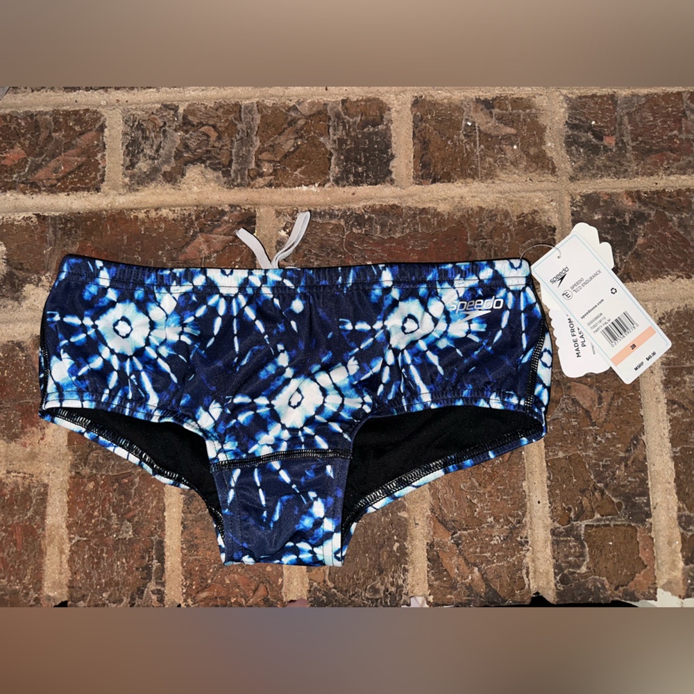 Speedo Eco Endurance Swim Briefs Size 28 NWT Party Palm Blue Tie Dye Swimsuit